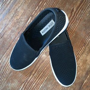 Steve Madden black slip-on sneakers